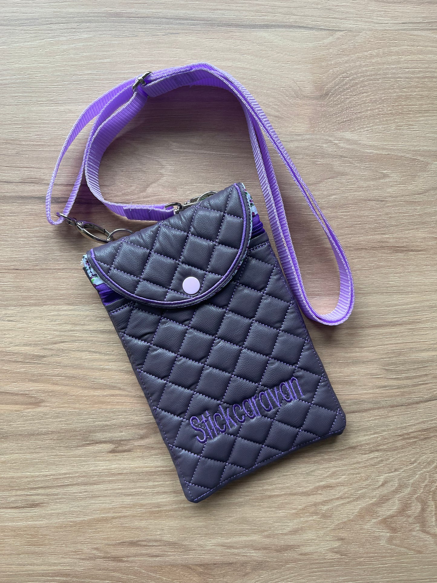 Mini Crossbag - Smartphone - Handmade - Lila