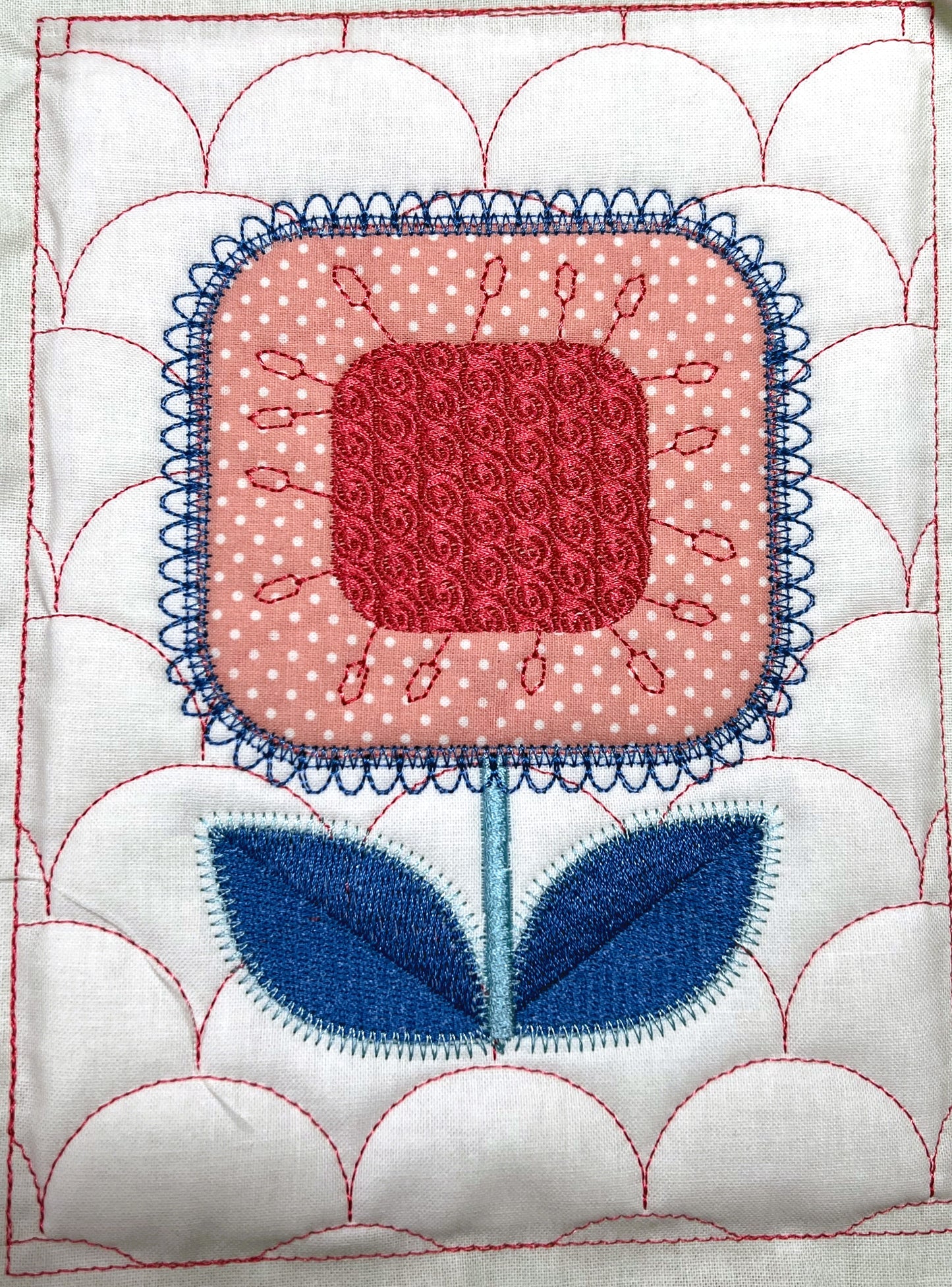 Nordic Bloom (Blume Applikation und Quilt)